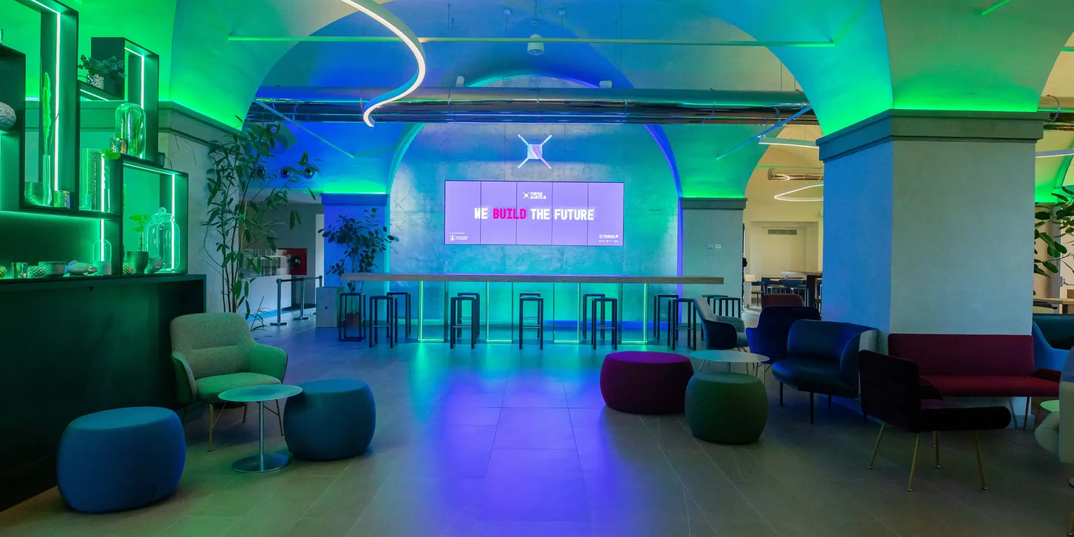 001-slider_stellar_arena